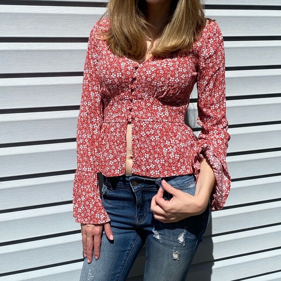 Blue Rain bell sleeve floral top - Picture 2 of 4